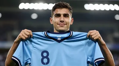 Defender Yoel Lago, after over a year training with the first team, has been officially registered in Celta Vigo's senior...