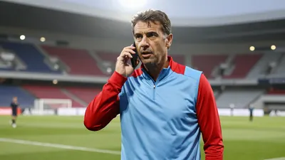 Celta Vigo is targeting Viktor Tsygankov for a potential transfer from Girona, as Valencia continues to prioritize Largie...