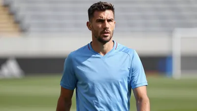 Celta Vigo is set to submit an official bid for the Argentine midfielder Exequiel Zeballos, currently playing for Boca...
