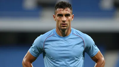 Celta Vigo cerca de cerrar incorporaciones en portero y central
